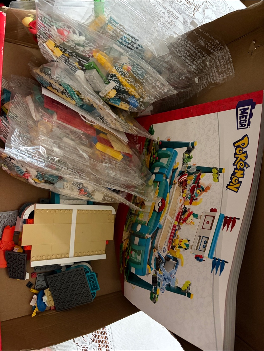 Mega Pokémon Training Stadium Set - Picture 9 of 9
